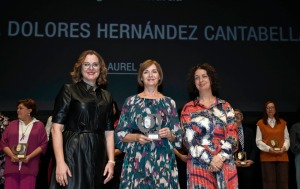 M. Dolores Hernndez Cantabella (Consejera de Agua, Agricultura, Ganadera, Pesca, Medio Ambiente y Emergencias)