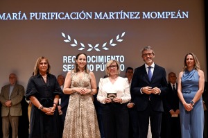Mara Purificacin Martnez Mompen (Consejera de Educacin y Formacin Profesional)